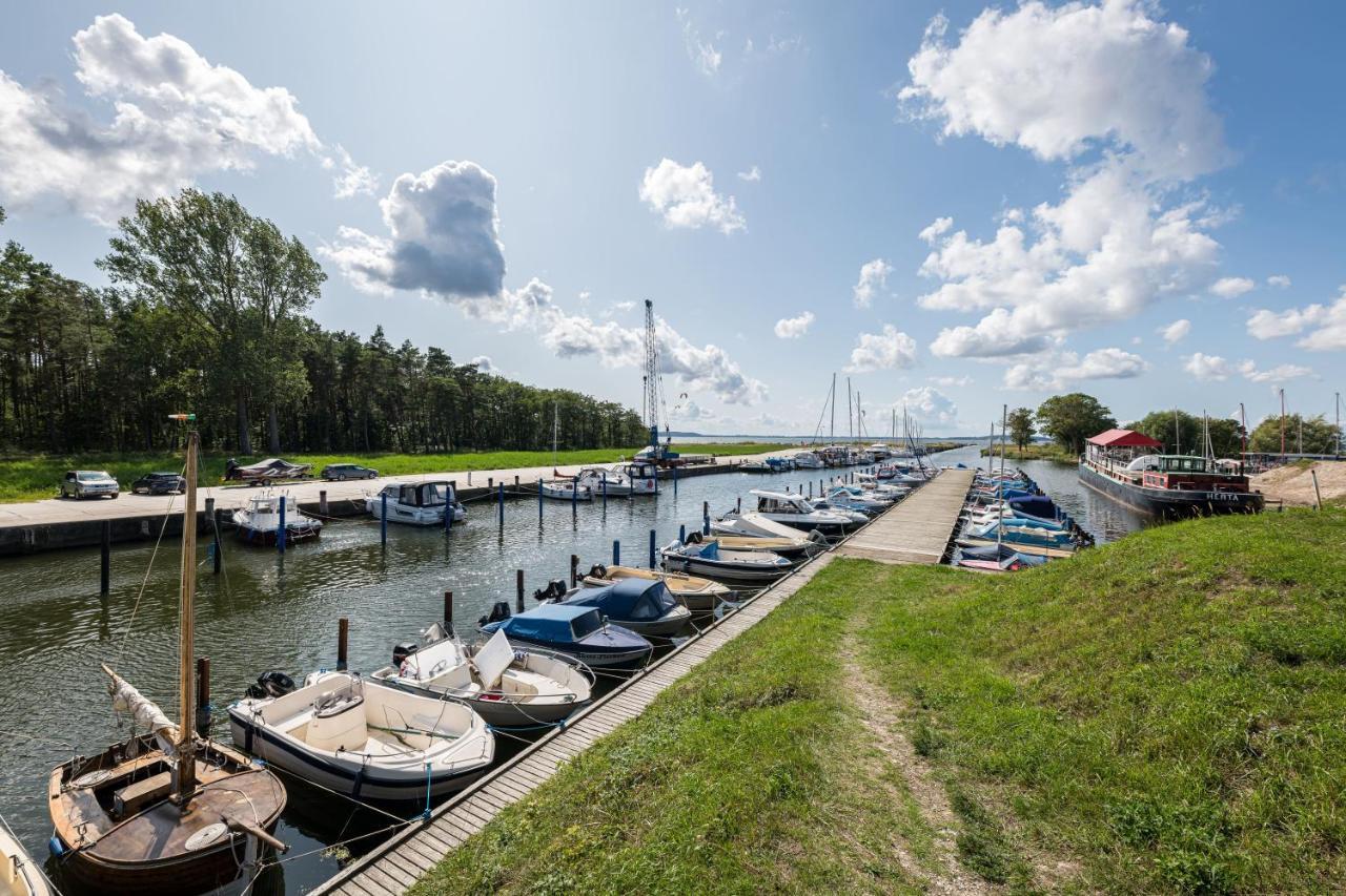 Marina Martinshafen Hotell Sassnitz Eksteriør bilde