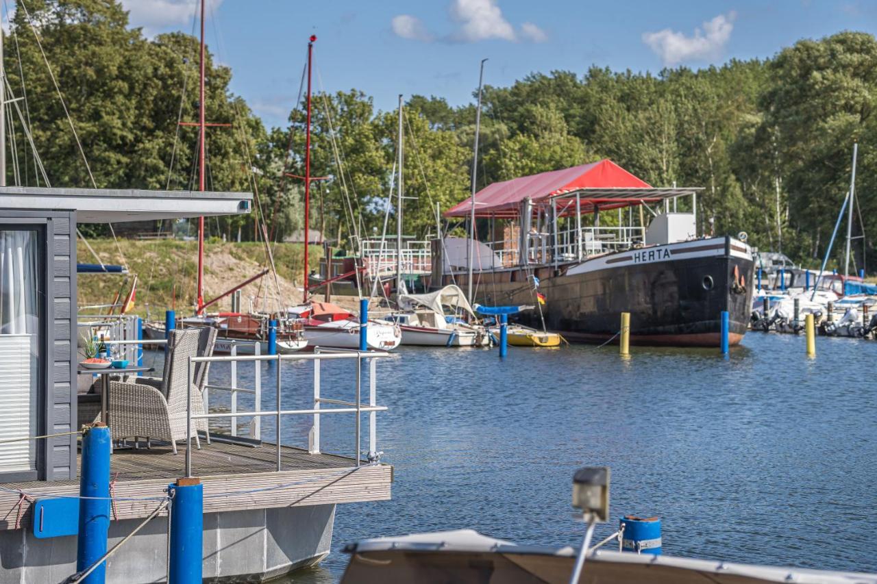Marina Martinshafen Hotell Sassnitz Eksteriør bilde