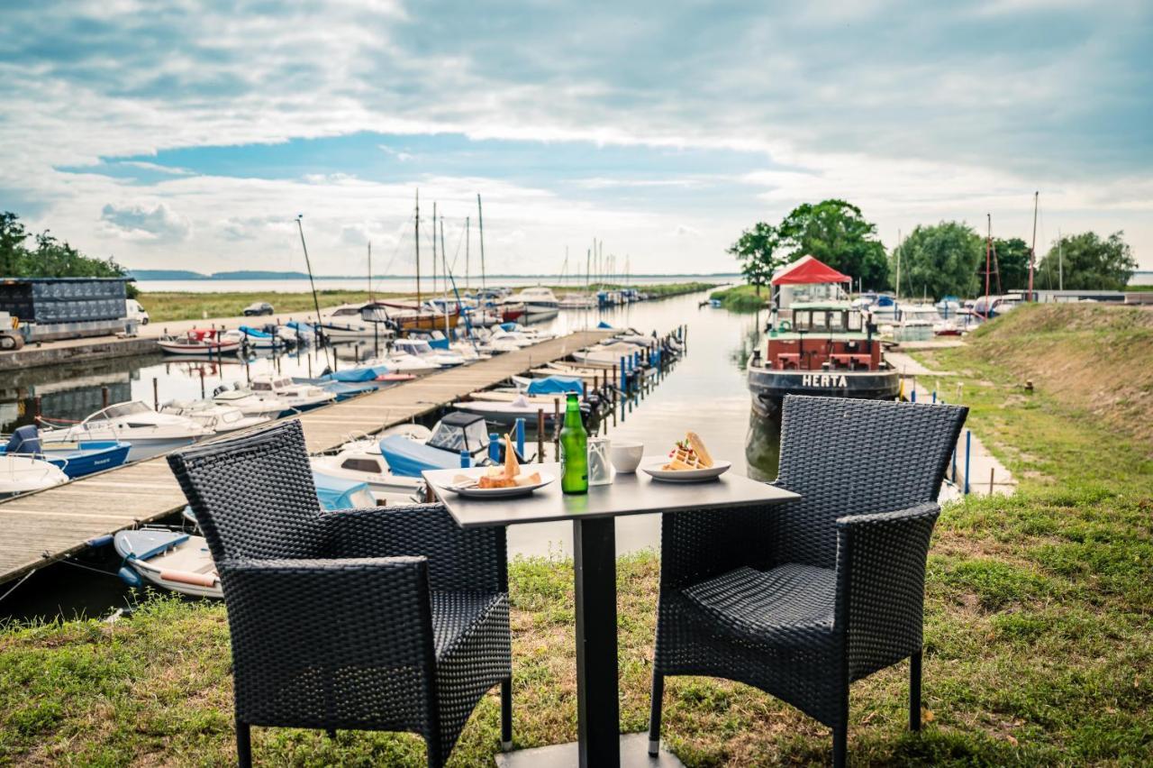Marina Martinshafen Hotell Sassnitz Eksteriør bilde