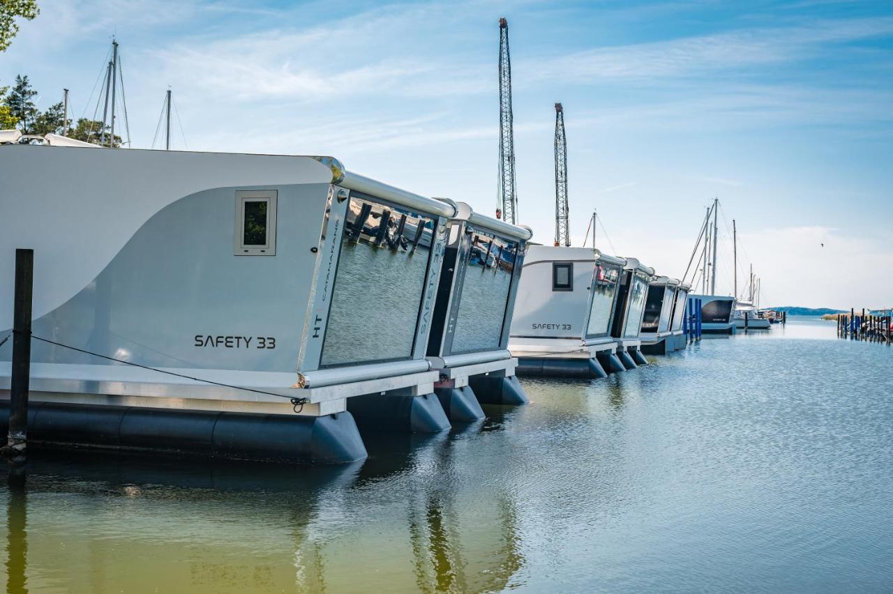 Marina Martinshafen Hotell Sassnitz Eksteriør bilde
