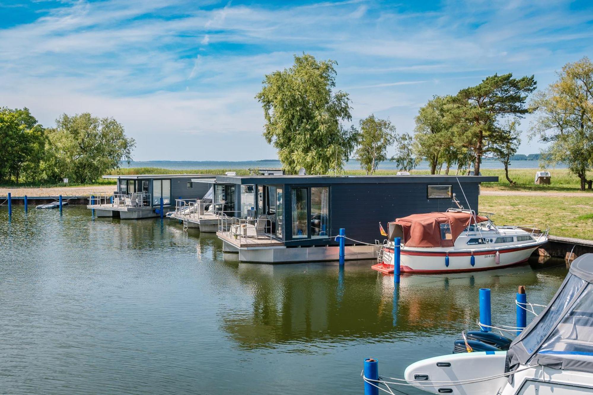 Marina Martinshafen Hotell Sassnitz Eksteriør bilde