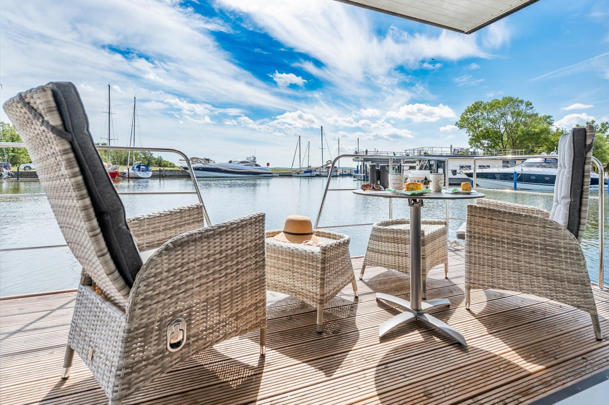 Marina Martinshafen Hotell Sassnitz Eksteriør bilde