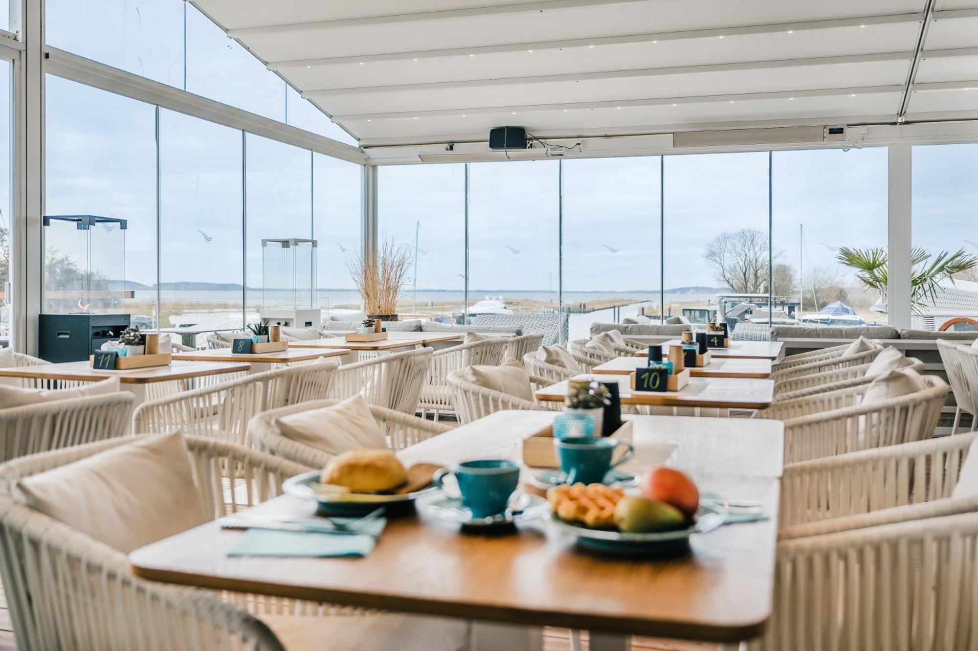 Marina Martinshafen Hotell Sassnitz Eksteriør bilde